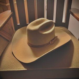 Meet your Posher, Josh